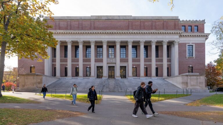 How to Get Admission in Top Universities in USA How to get admission in top universities in USA - Widener Library, Harvard University